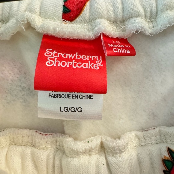 NWOT Strawberry shortcake short (L) - Picture 3 of 3